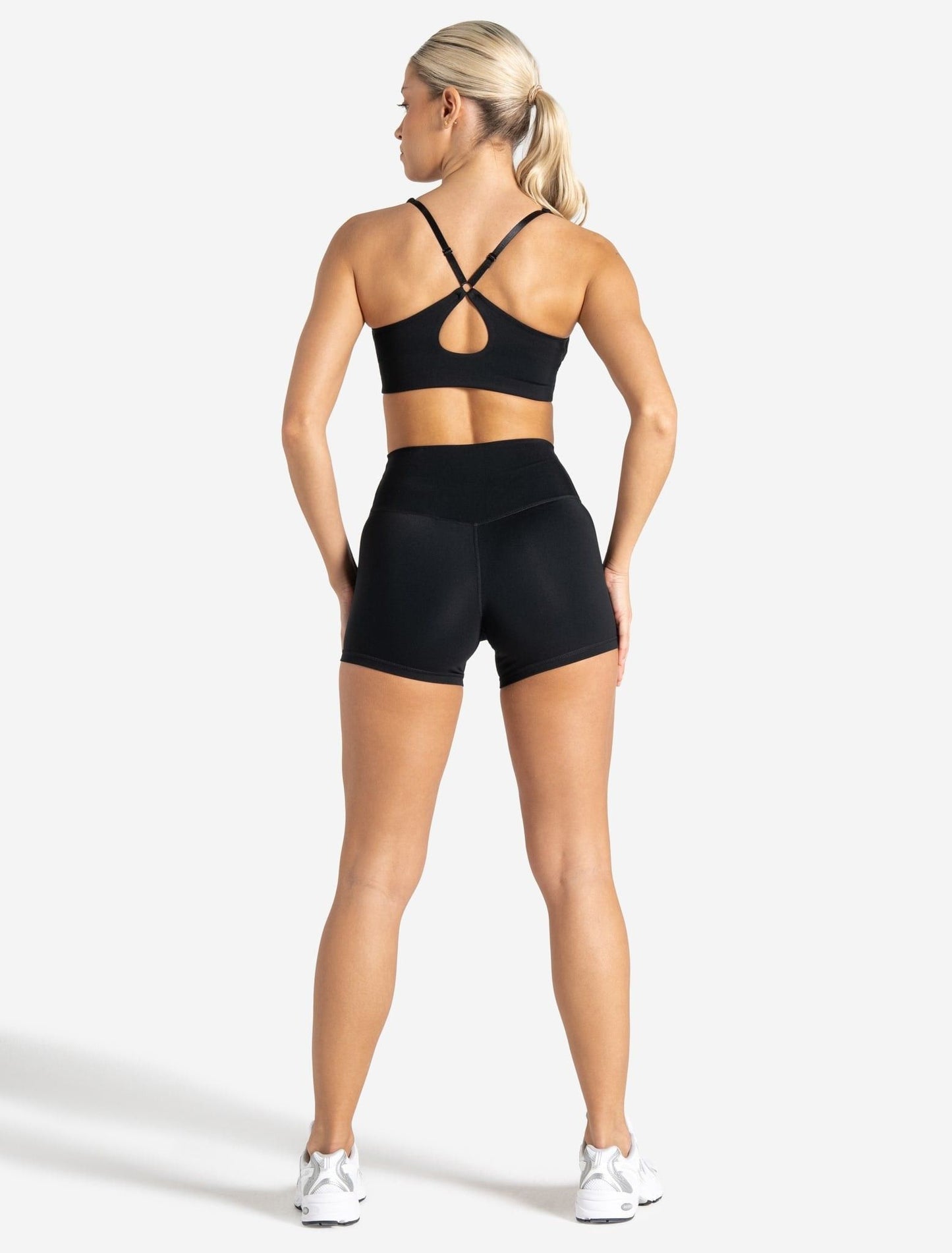 Movellez Sculpt Short – Preto