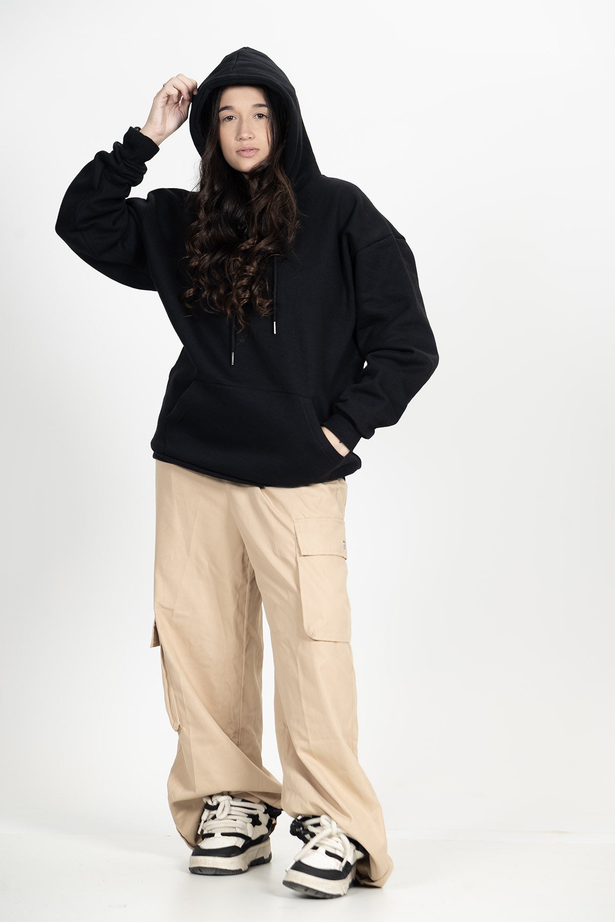 Movellez Street Hoodie – Preto