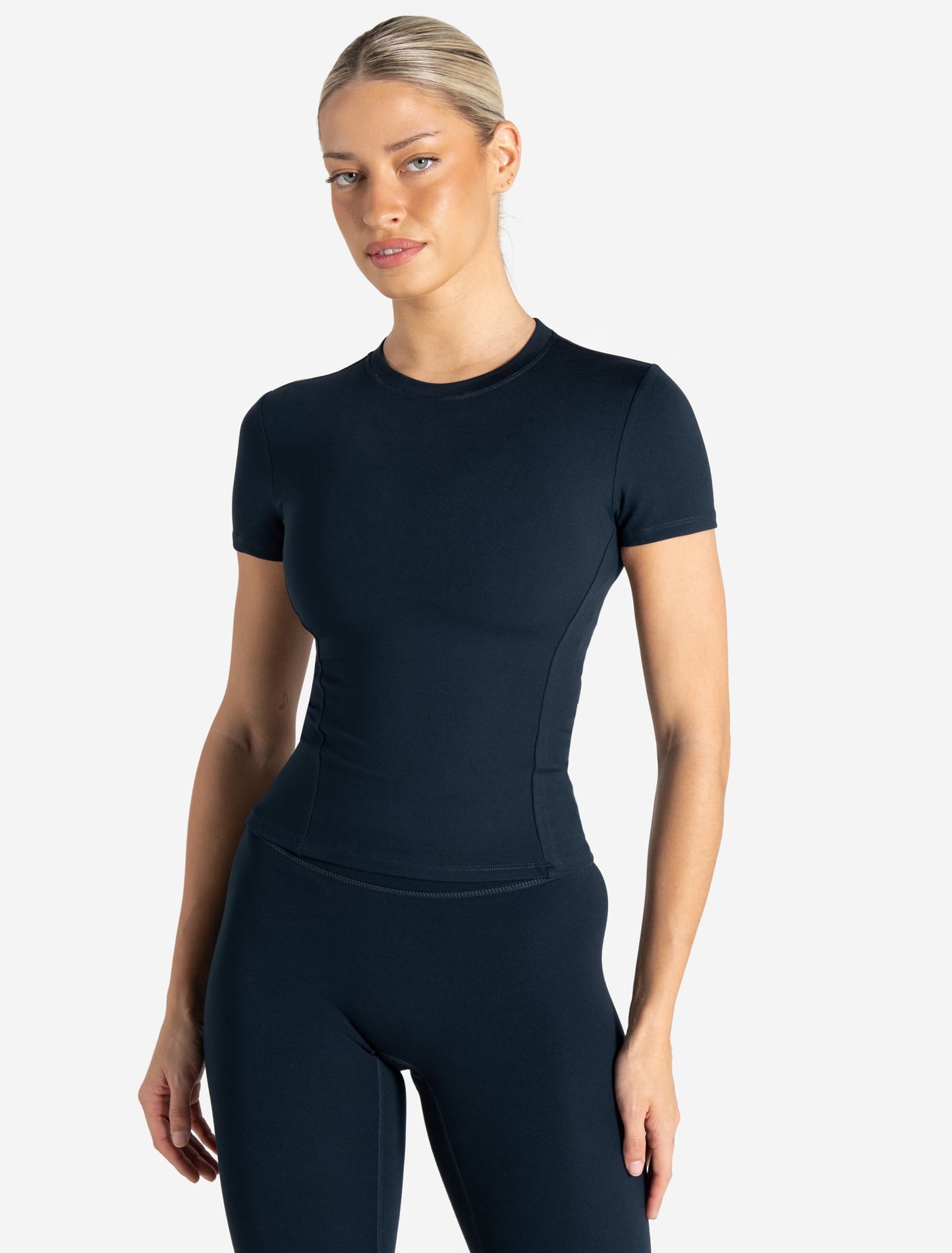 Movellez Grace Tee – Azul Marinho