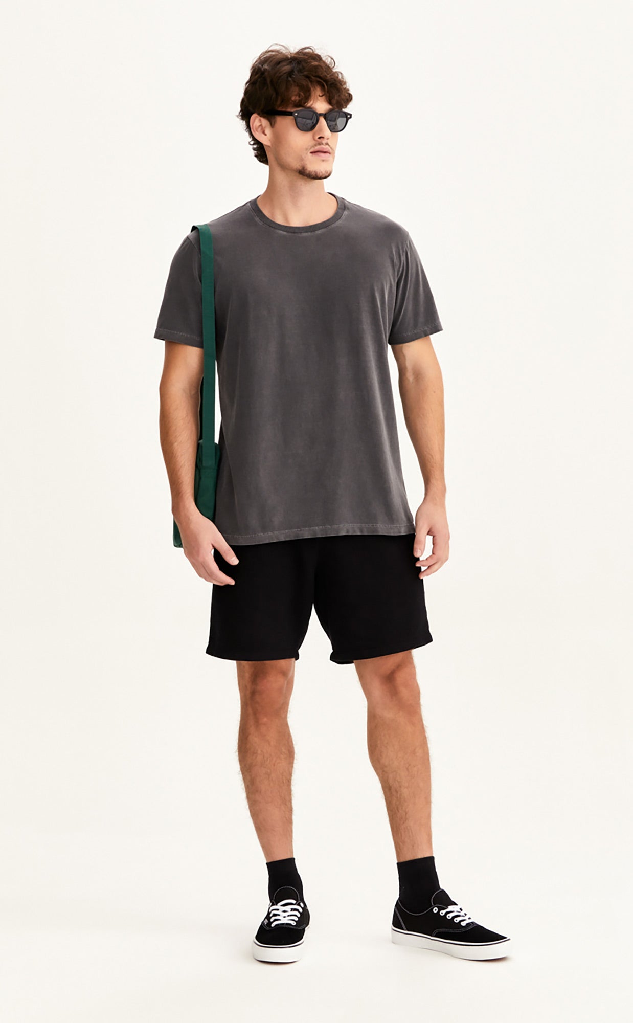 Bermuda Urban Essential – Preto