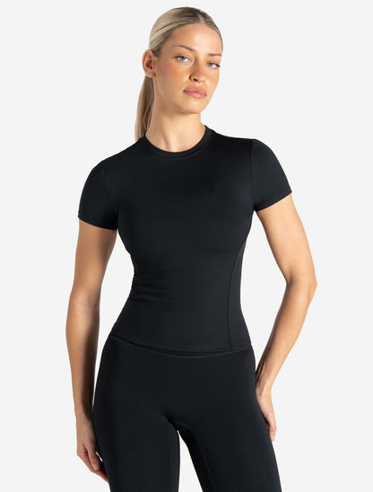 Movellez Grace Tee – Preto