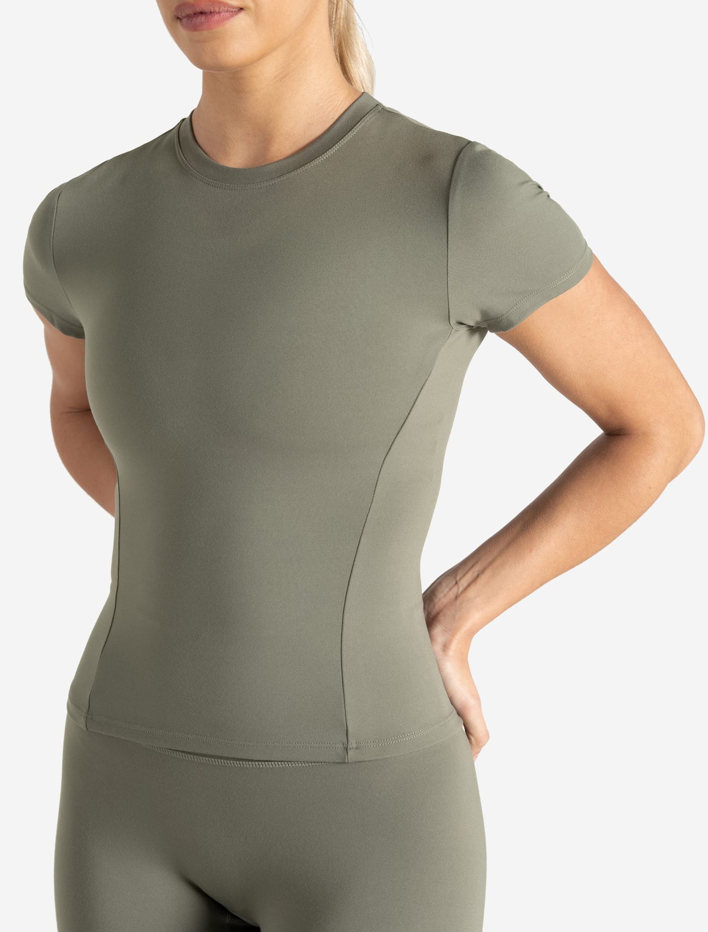 Movellez Grace Tee – Dusky Sage